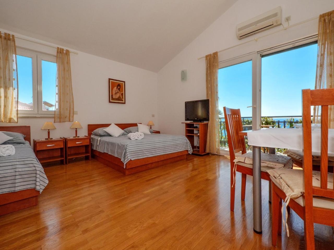 Apartments Nera Podstrana Kültér fotó